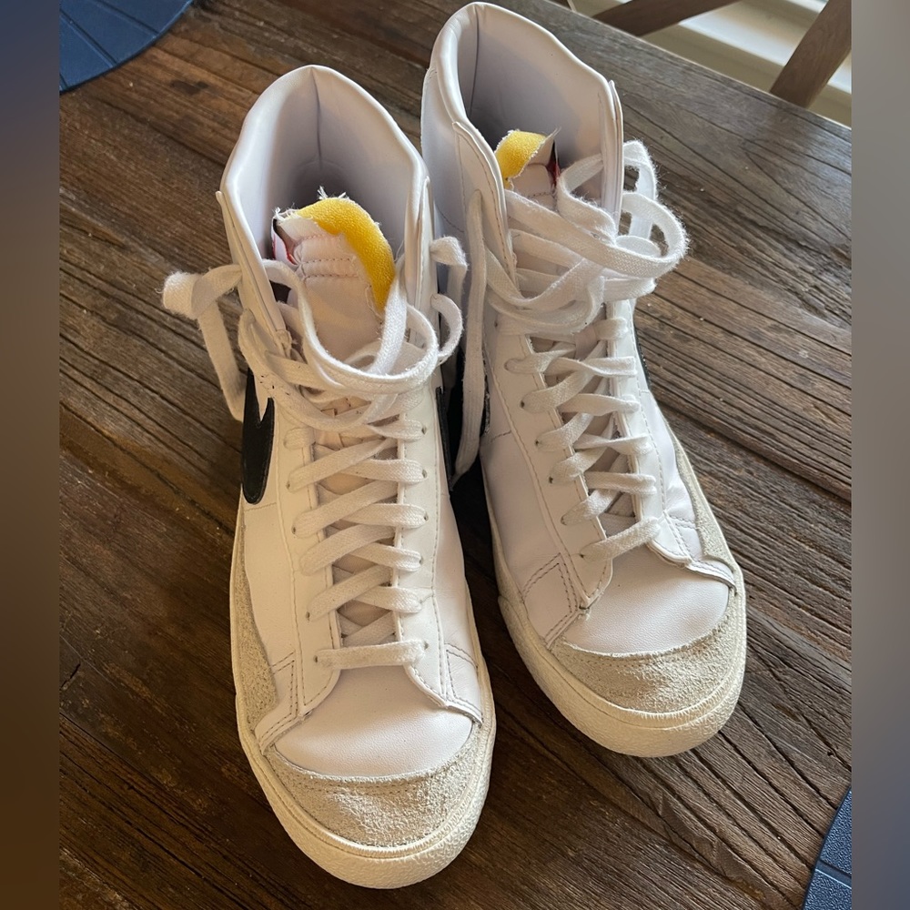 Nike Blazers High Top Womens 11